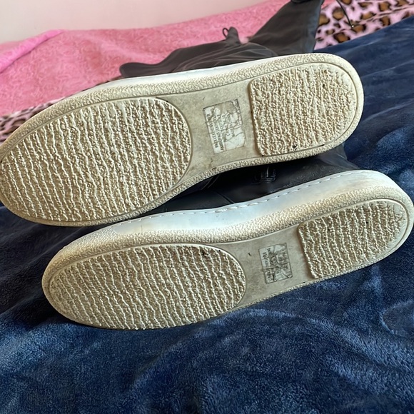 Hot! Faux leather LFL thigh high sneakers - Picture 7 of 9